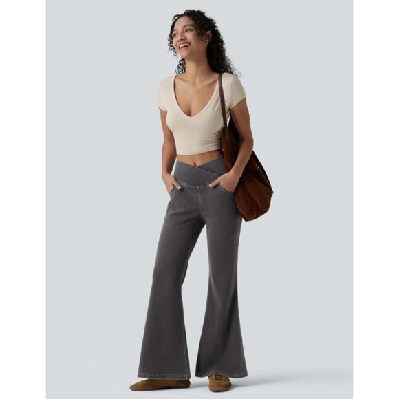 HALARA Pants - Halara Flex High Waisted Crossover Pocket Washed Casual Jeans Small Petite